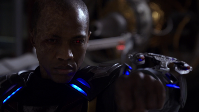 File:Deathlok-takes-aim.png