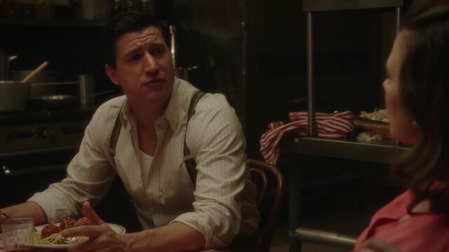 File:JosephManfredi-DinnerQuestioning.jpeg