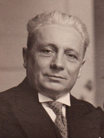 File:Tullio Serafin.jpg