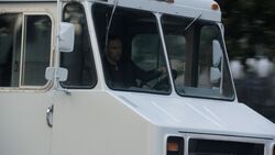 Hunter-Van-Tailing