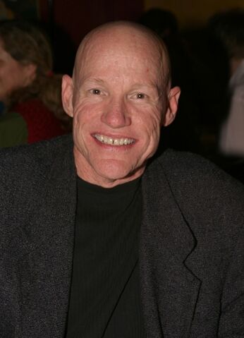 File:Stephen Lee Anderson.jpg