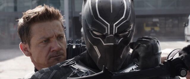 File:Hawkeye Civil War11.jpg