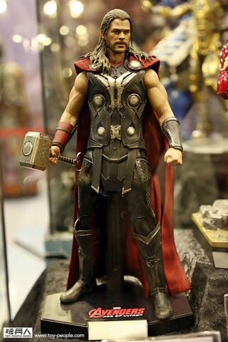 File:Thor-ultron-1.jpg