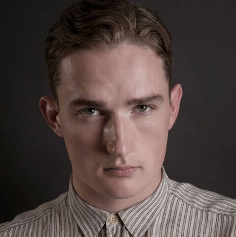 File:Sigmund Oakeshott.jpeg