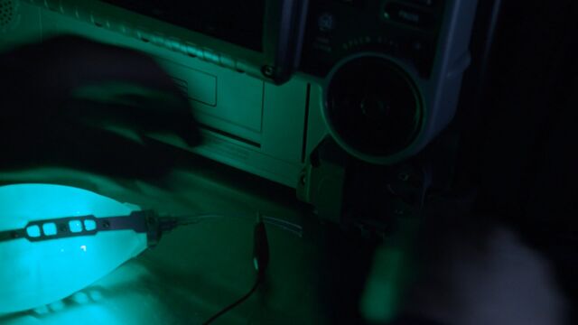 File:Aida's Battery-4x03.jpg