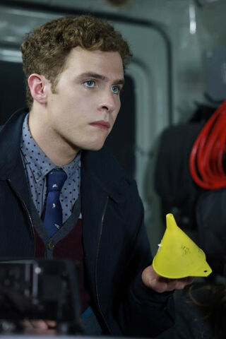File:Leo eye-spy.jpg