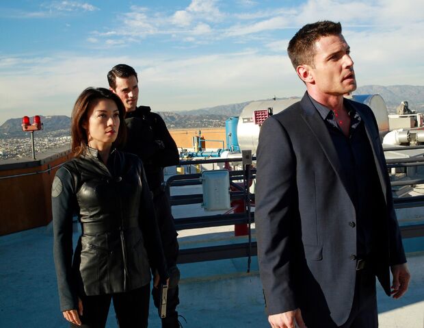 File:Agents-of-shield-s1ep11-the-magical-place-still-image-02.jpg
