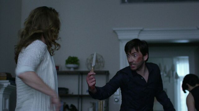 File:Kilgrave-Knife-1000Cuts.jpg