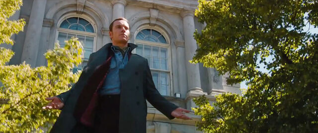 File:DoFP Past Magneto 01.jpg