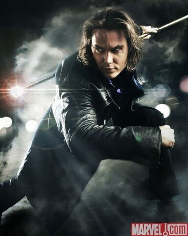 File:Hunk-taylorkitsch gambit-399x5001.jpg