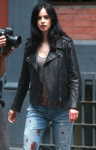 File:Jessica Jones Filming 4.jpg