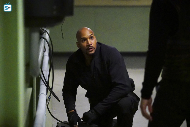 File:AoS-S3-E21-07.png