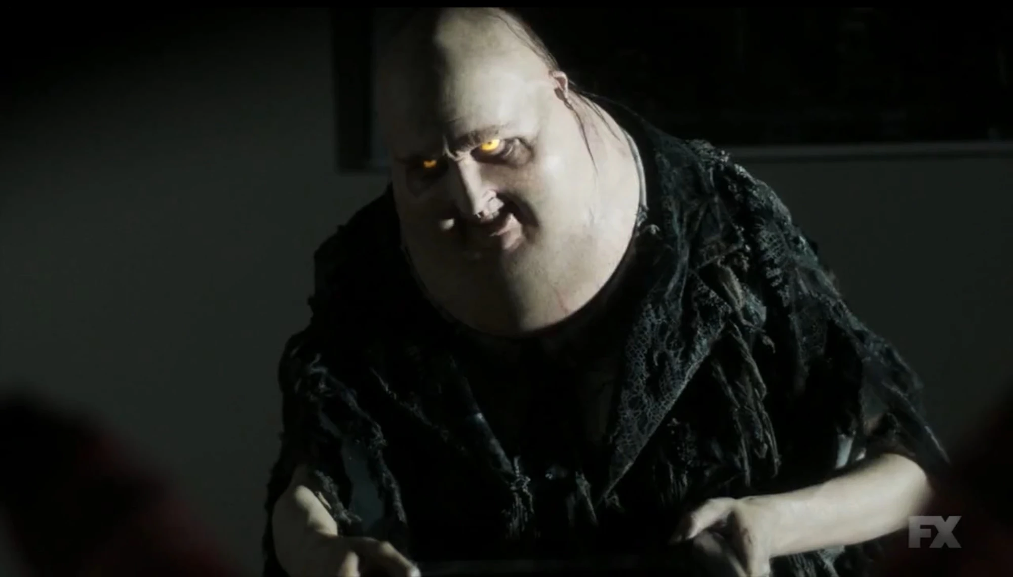 Селина и ашерон. Седьмая жизнь злодея. Седьмая жизнь злодея. Седьмая жизнь злодея. Мадс миккельсен ле шиффр.