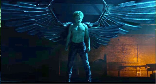 File:Angel new wings.jpg