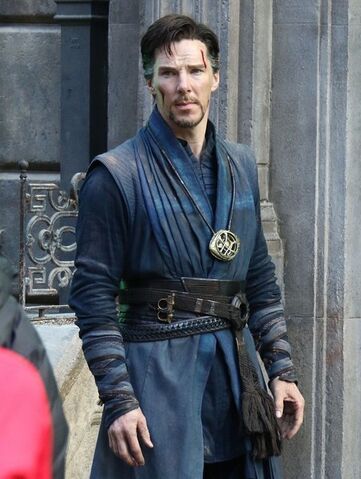 File:Doctor Strange Filming 62.jpg
