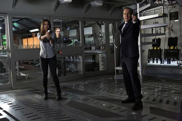 File:Agents of SHIELD Turn, Turn, Turn 05.jpg