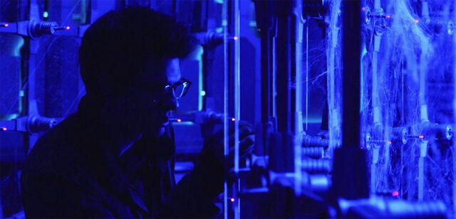 File:Andrew-Garfield-in-The-Amazing-Spider-Man.jpg