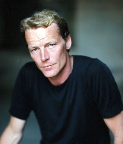 File:Iain Glen.jpg