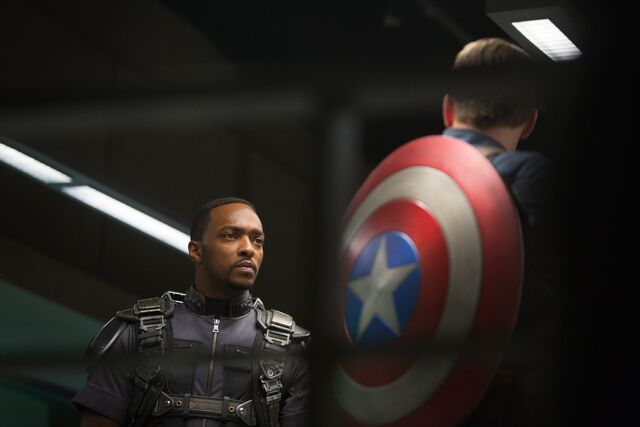File:Falcon-cap.jpg