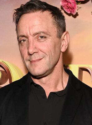 File:Peter Serafinowicz.jpg
