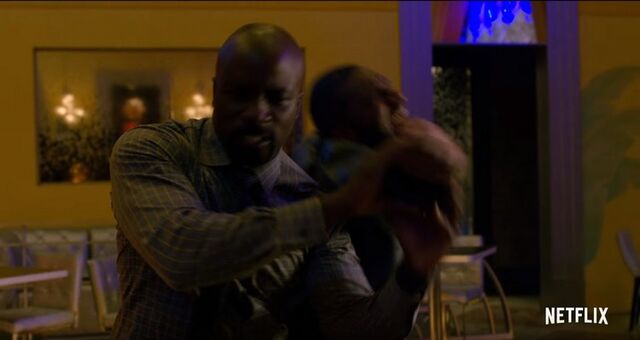 File:Luke-cage-trailer-00077-194072.jpg