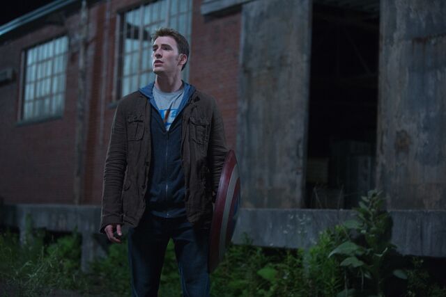 File:SteveRogers-fugitve.jpg