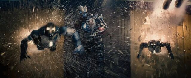 File:Ultron and Iron Legion AOU.jpg