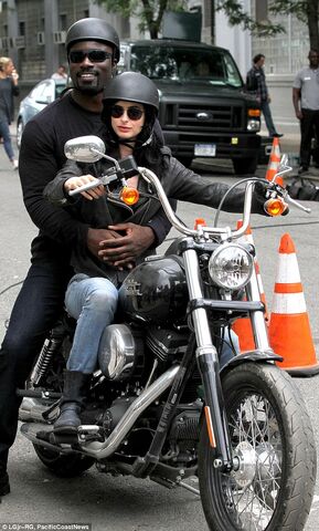 File:Jessica Jones Filming 13.jpg
