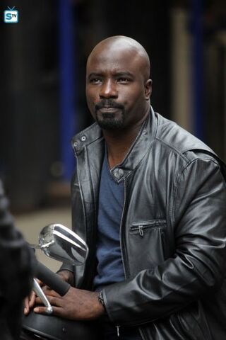 File:Luke Cage set photo.jpg