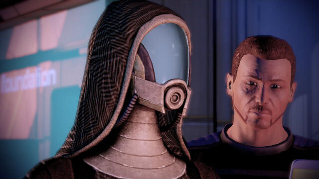 File:Lia'Vael and C-Sec.jpg