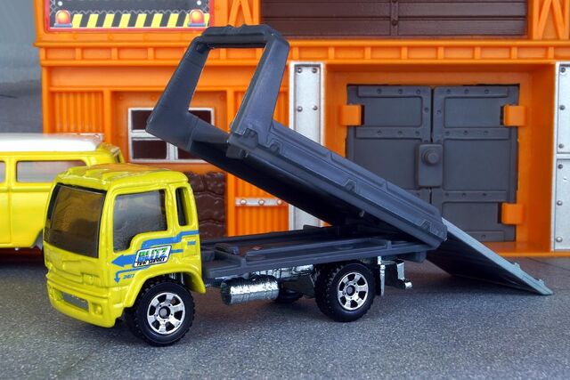 File:Hiway Hauler - 6911cf.jpg