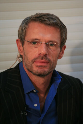 Datei:Lambert-Wilson.jpg