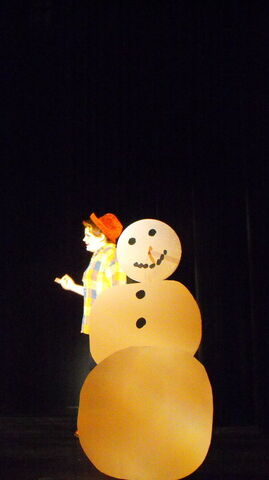File:SwanSnowman.jpg