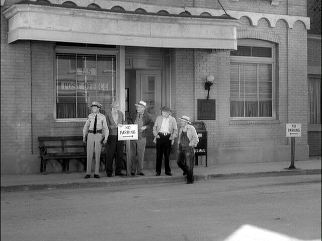 File:Mayberry post office 1024.jpg