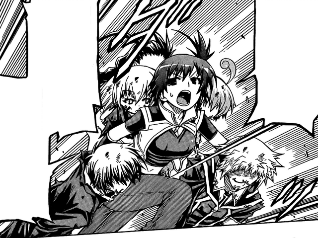 File:Medaka escapes with both friend and foe.png