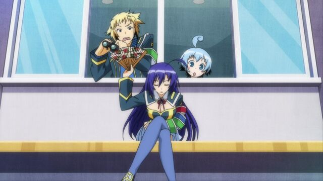 File:Shiranui leads the Student Council to Isahaya.jpg