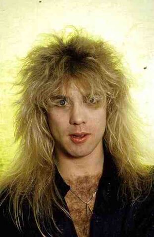File:Steven-adler931.jpg