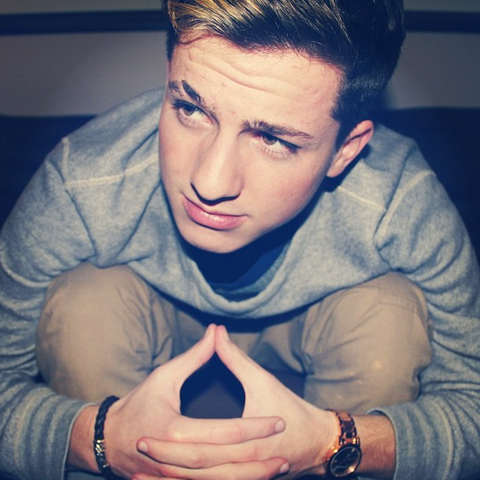 File:Charlie-Puth.png
