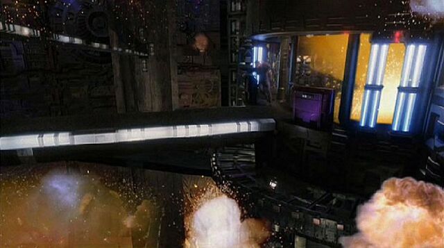 File:Archer escapes from Xindi weapon.jpg