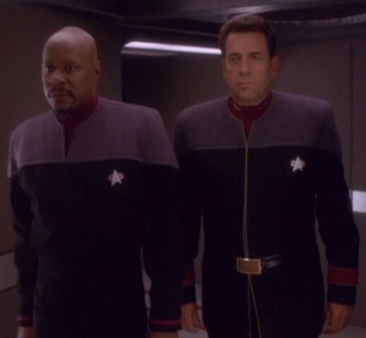 File:Ross and Sisko, 2374.jpg
