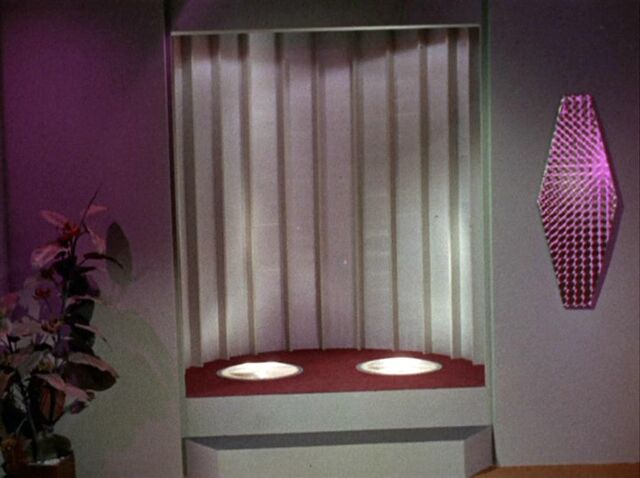 File:Deep Space Station K-7, transporter pad.jpg