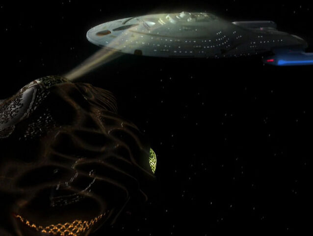 File:Cytoplasmic lifeform vessel locks onto Voyager.jpg