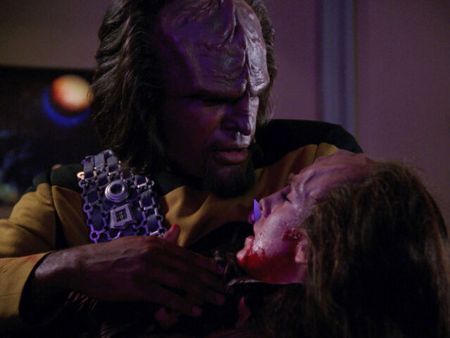 File:K'Ehleyr death.jpg