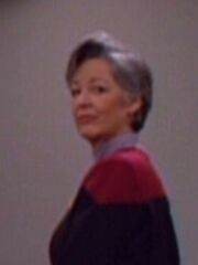 Sternenflottenoffizier USS Voyager 2372 Kasino.jpg