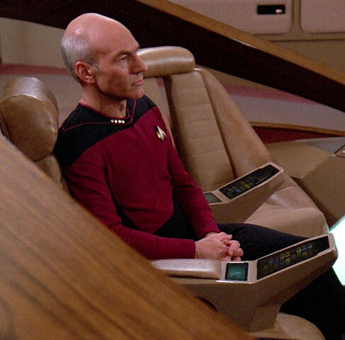 File:Galaxy Command Chair consoles.jpg