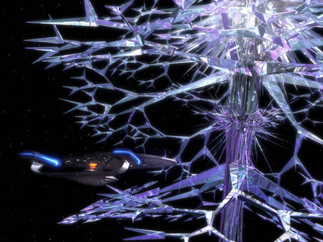 File:Crystalline Entity encounters the Enterprise-D, remastered.jpg