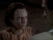 Dukat will Ziyal mit nach Cardassia nehmen.jpg
