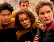 Kim, Torres und Janeway planen die Befreiung von Kes