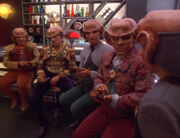 Mutige Ferengi im Quarks.jpg