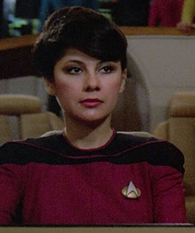 File:Female conn ensign, 2365.jpg